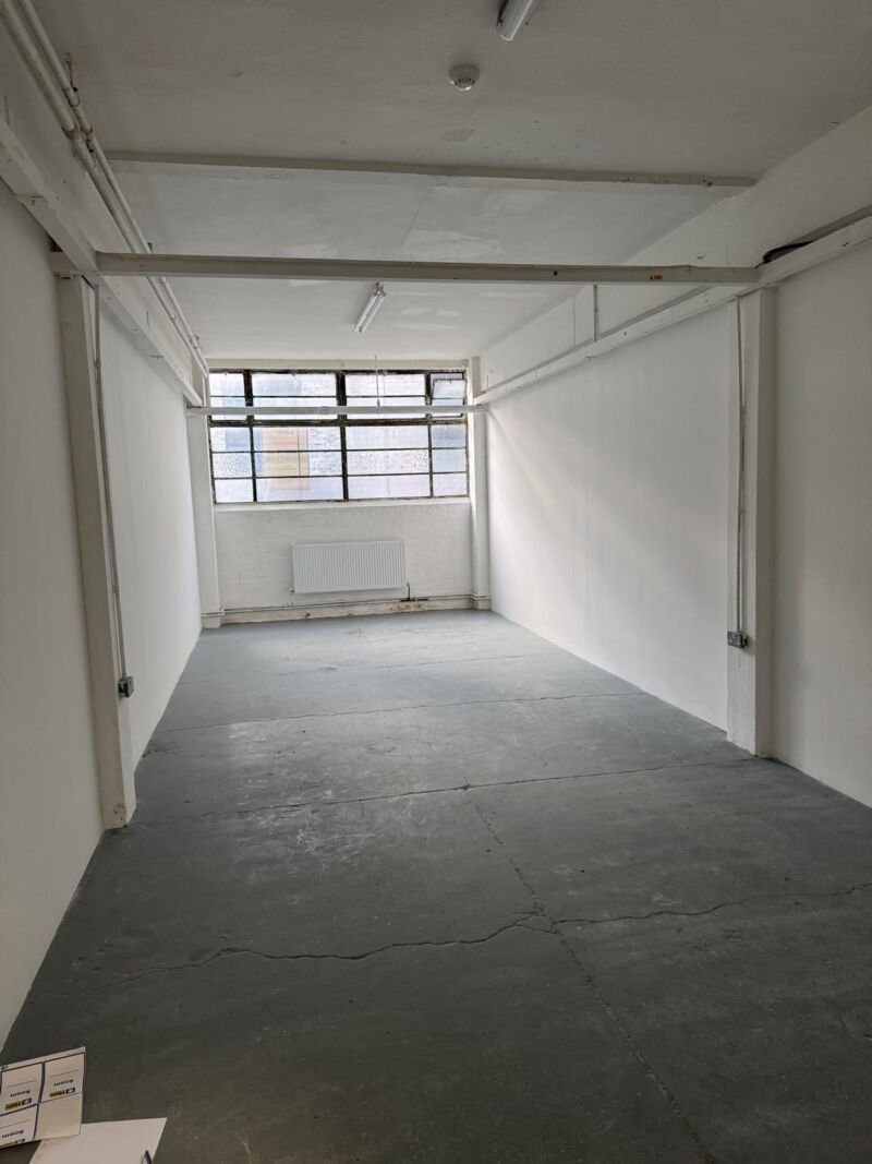 Photo of listing 13 work spaces in Hackney listed by Halo Guardians, photo 4 of 12
